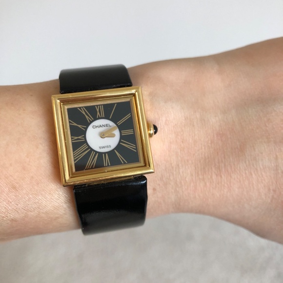 CHANEL WATCH - Picture 16 of 16